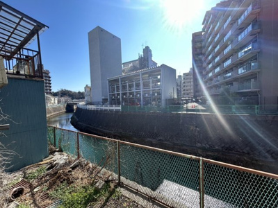 【展望】 | リバーサイドコープA | 川沿いのきれいな眺め