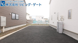 【駐車場】 | 駐車スペースは並列2台×2台の合計4台