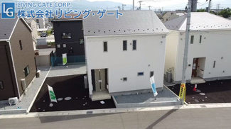 【外観】 | 甲府市下小河原 新築戸建全3棟2号棟 前面道路6ｍ 車4台　土地205.78ｍ2