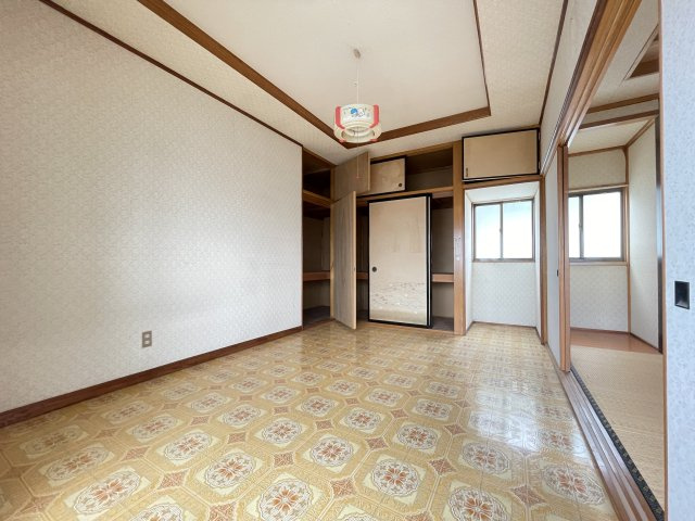 八戸市石堂1丁目の洋室