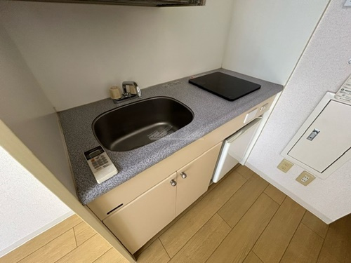 電子レンジ、冷蔵庫など家具家電を賃料内で設置 