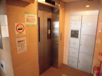 エステムコート御所南のその他|エレベーター