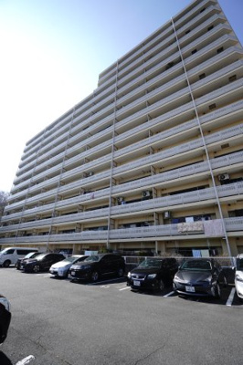 【外観】 | 【上質リフォーム】ペルル中山南参番館 | 現地（2024年2月13日12：00頃）撮影