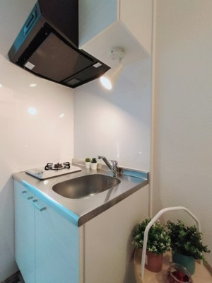 【キッチン】 | Nレボ春日 | 別号室の写真になります。現況優先。