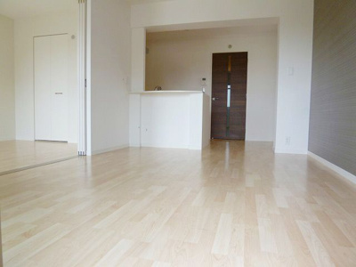 【居間・リビング】 | アーバン博多駅南 | 別号室の写真になります。現況優先。