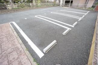 【駐車場】