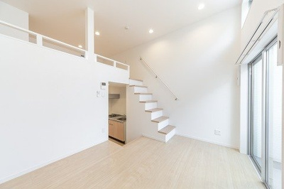 【居間・リビング】 | PREMIAGE箱崎宮