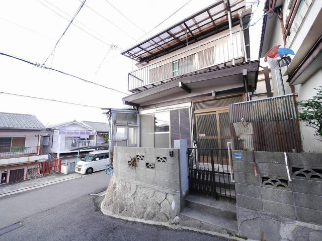 鈴蘭台東町２丁目の外観