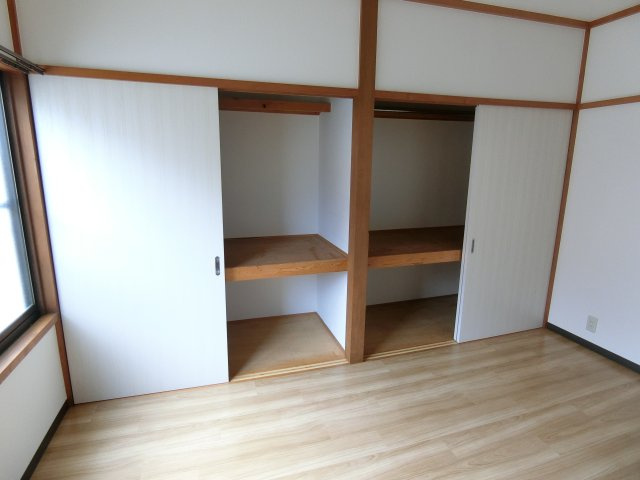 メゾンブライトＥの収納