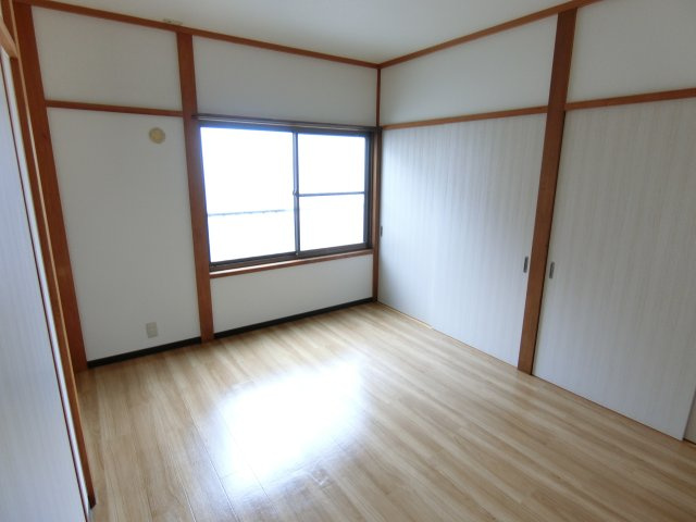 メゾンブライトＥの洋室