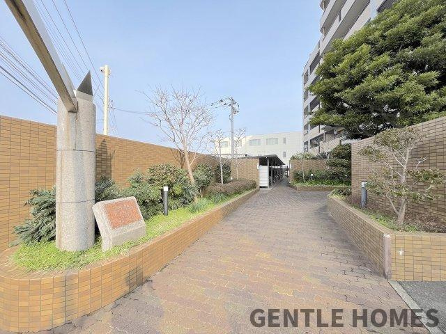 JGMヴェルデ前原のエントランス