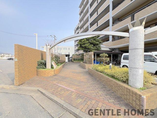 JGMヴェルデ前原のエントランス