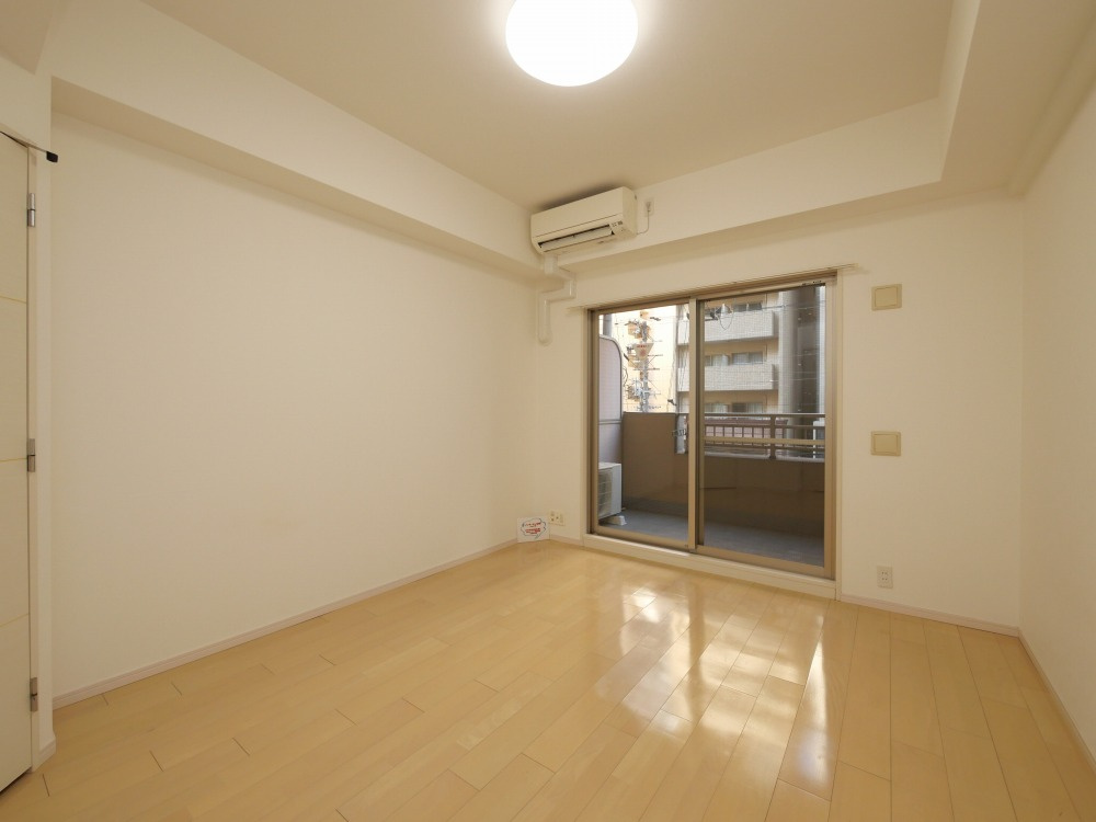 大阪市中央区南久宝寺町２丁目の賃貸マンションの居間・リビング