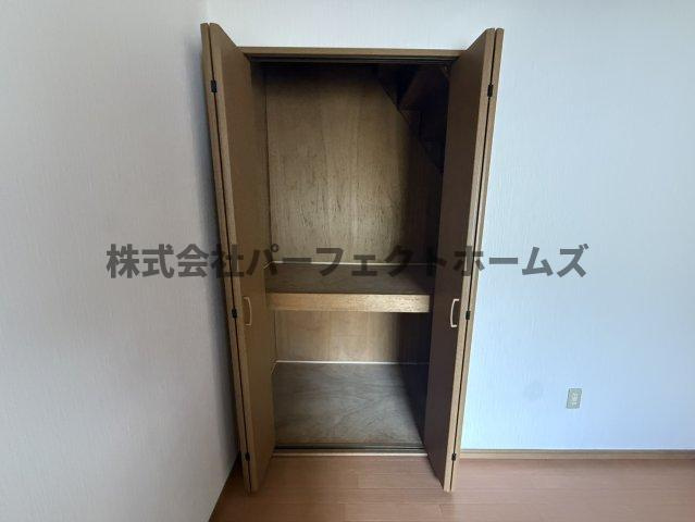美井元町戸建　賃貸の収納|収納豊富です