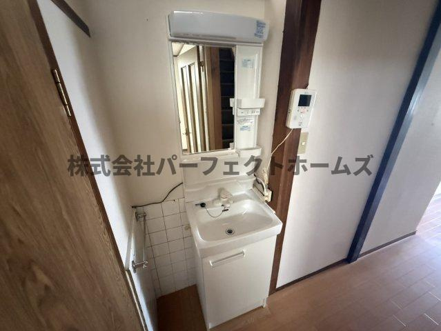 美井元町戸建　賃貸の独立洗面台|独立洗面化粧台付き
