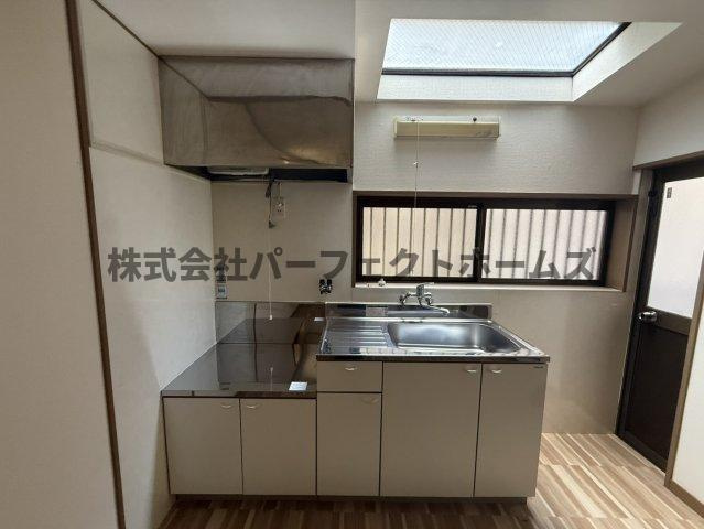 美井元町戸建　賃貸のキッチン|使いやすいキッチンです