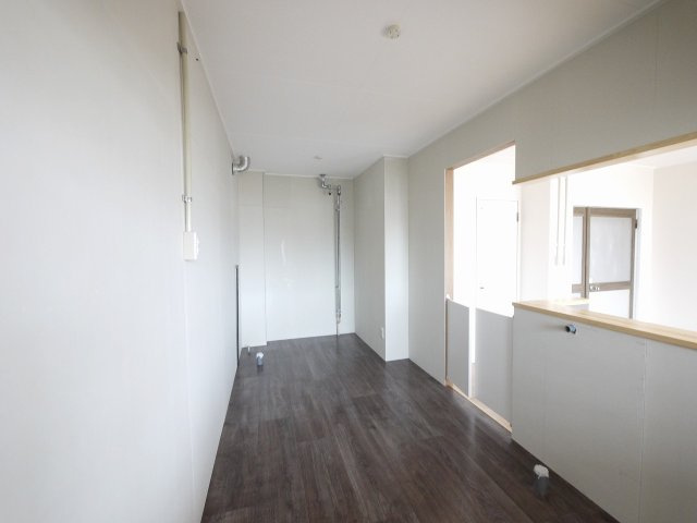 桜井もちの木ビルの内装