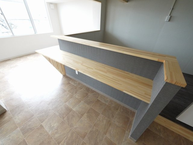 桜井もちの木ビルの内装