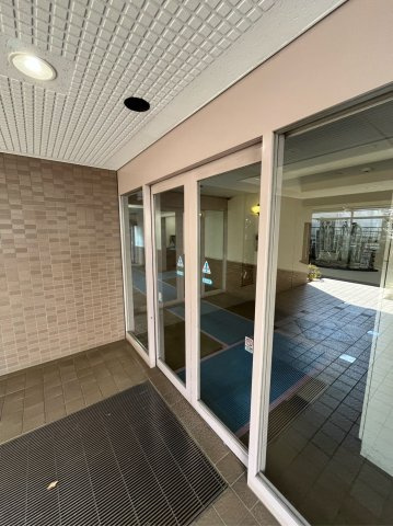 ハイラーク田無本町のエントランス