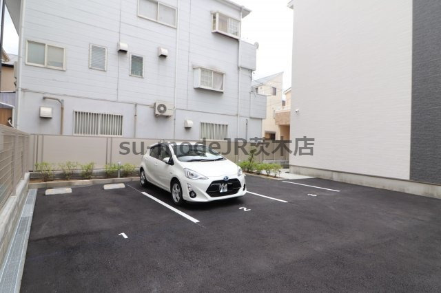 ESPOIRの駐車場