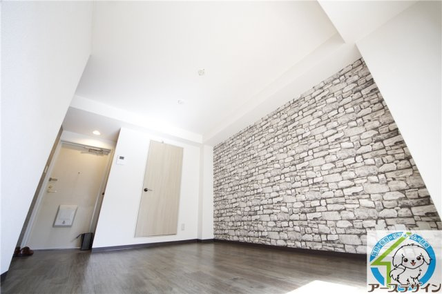 石本ビルの洋室