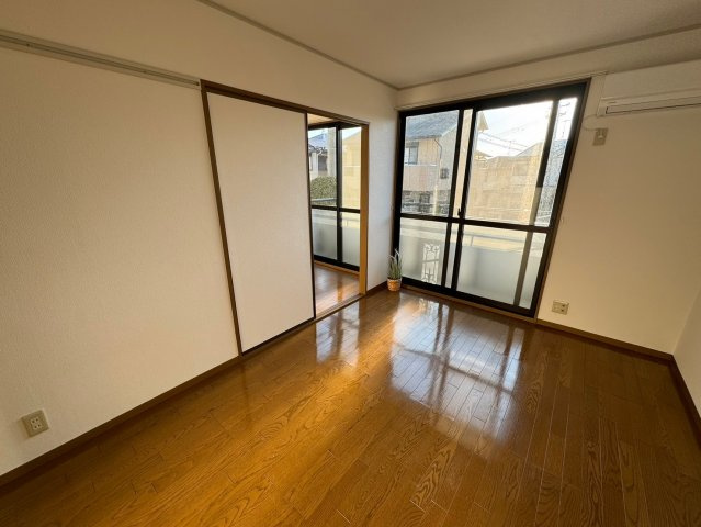 【居間・リビング】