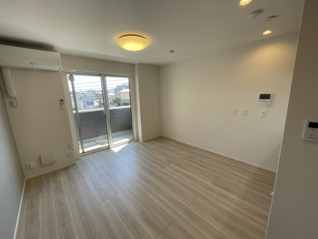 オークツリーの居間・リビング