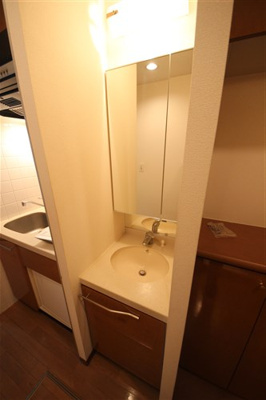 【独立洗面台】 | エステムコート難波ミューステージ