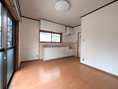 【居間・リビング】 | 保免中2丁目貸家A