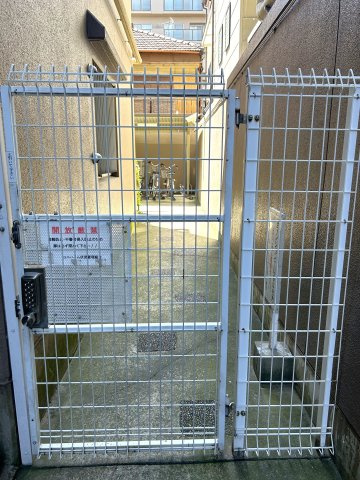 京阪本線『中書島』駅まで徒歩３分■８階部分の南西角住戸■眺望・陽当たり良好■３ＬＤＫ■ユニハイム伏見のその他共用部分|駐輪場