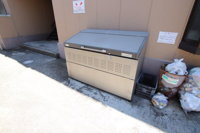 【その他共用部分】 | MアンドFマンション | 敷地内ゴミ置場