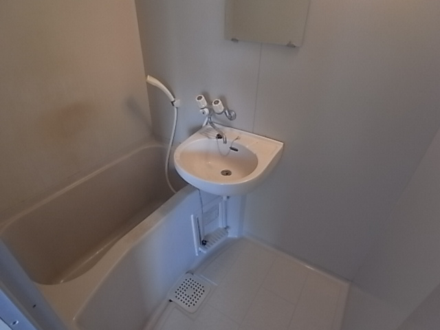 ヒルズ六甲の浴室