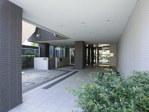 【エントランス】ダイナシティ西新宿 