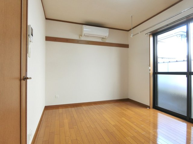 【居間・リビング】 | 洋室
