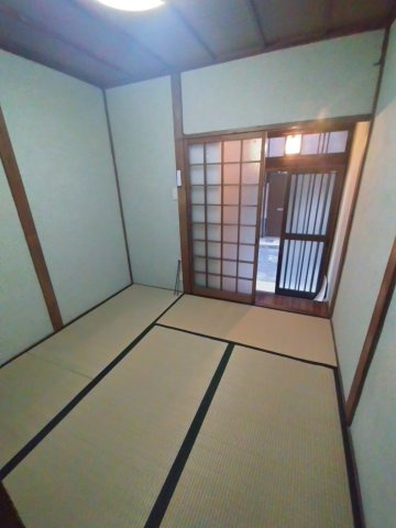 堺市堺区三宝町３丁のアパートの内装