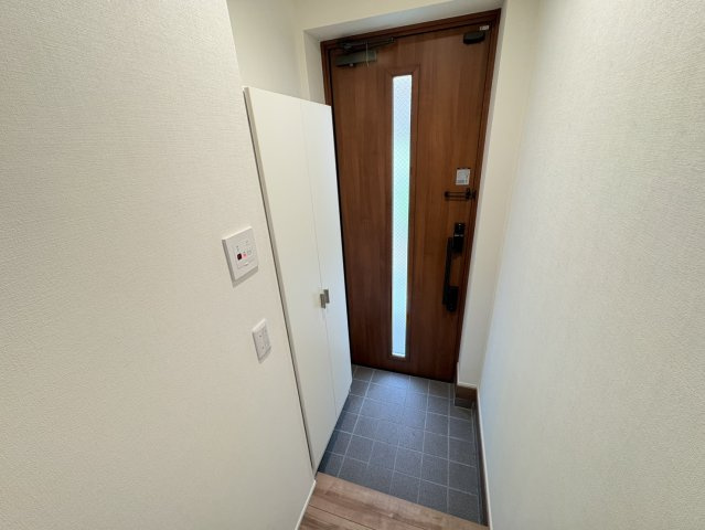 メゾンドトヨタの玄関