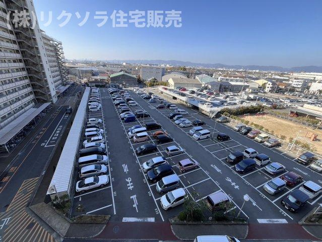 寝屋川サンハイツB棟の駐車場|自走式　平面
■物件内覧・資金計画相談・住宅ローン相談、お問合せ受付中■
※当日・翌日のご内覧、ご相談はお電話でのお問合せがスムーズです！