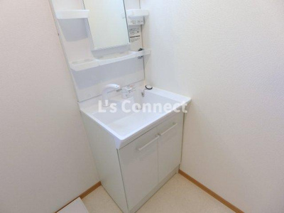 【洗面所】 | 花みずきⅡ | 朝の支度もスムーズな独立洗面台。