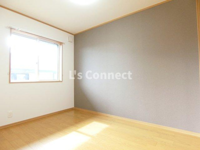 【その他】 | 花みずきⅡ | 洋室はアクセントクロス仕様です。