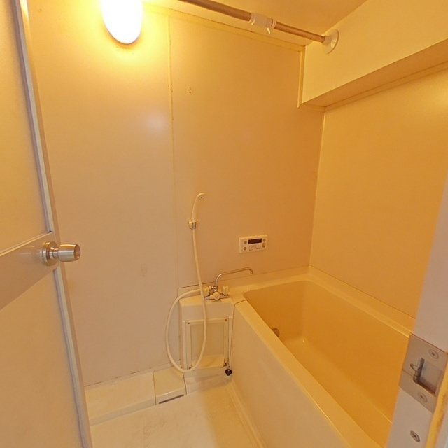 ホワイトピアの浴室