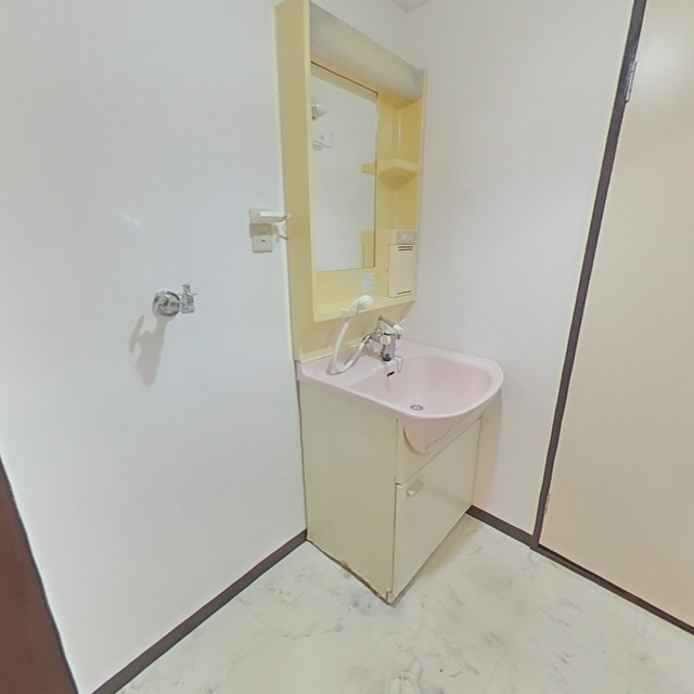 ホワイトピアの洗面所