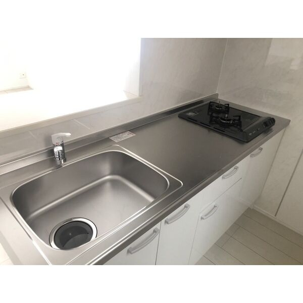 ソワサントゥ ディス長田町Cのキッチン