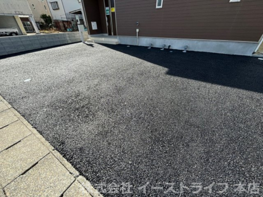 【子育てエコホーム支援事業対象物件】小名浜諏訪町第2の駐車場|4号棟写真　カースペースです。