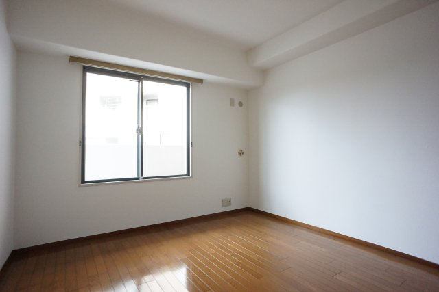 【居間・リビング】 | 三田カルチャータウン・リフォレＡ棟　関学男子シェアハウス101号室 | 専用スペース（D号室）