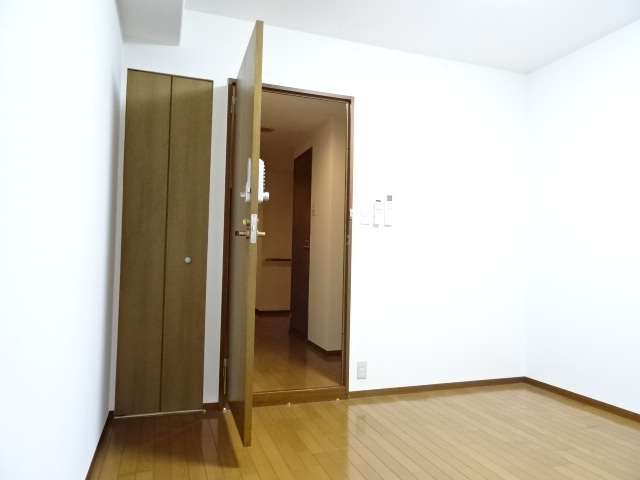 【洋室】 | 三田カルチャータウン・リフォレＡ棟　関学男子シェアハウス101号室 | 専用スペース（D号室）