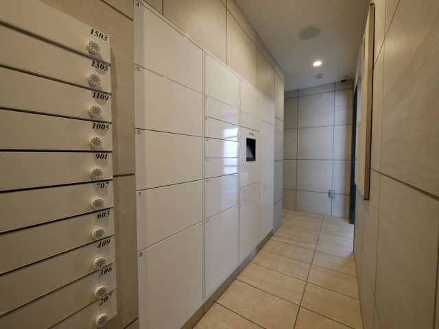 プレサンス難波クチュールのロビー