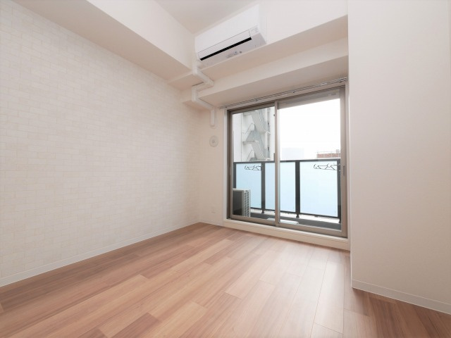 プレサンス難波クチュールの居間・リビング