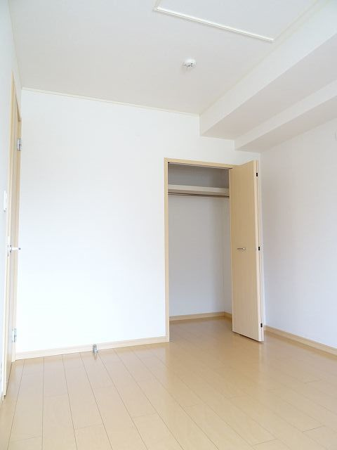 アンセストラルAの寝室