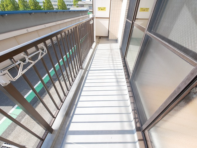 マンション田村のセキュリティ|お顔が見えるモニター付きインターホン