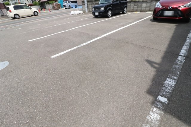 サニーハイムⅡの駐車場|駐車場